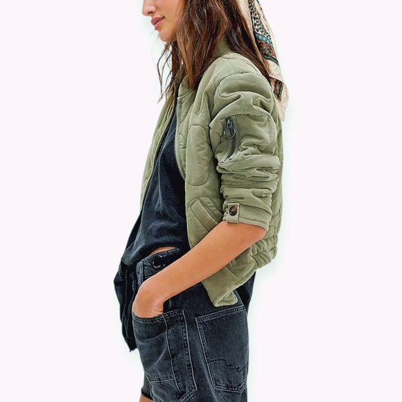 Free People Aura Liner Quilted Bomber Jacket Green Full Zip Front Boxy Large NWT - Picture 3 of 16